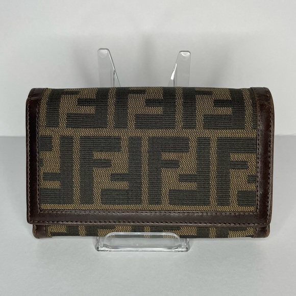 SOLD Vintage Fendi Wallet - Picture 1 of 13